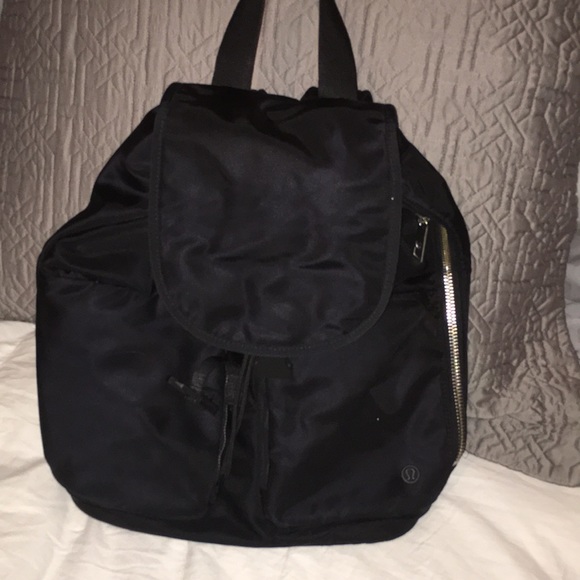 lululemon drawstring backpack